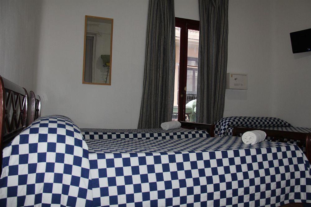 Hotel Casa Lemus Madrid Esterno foto